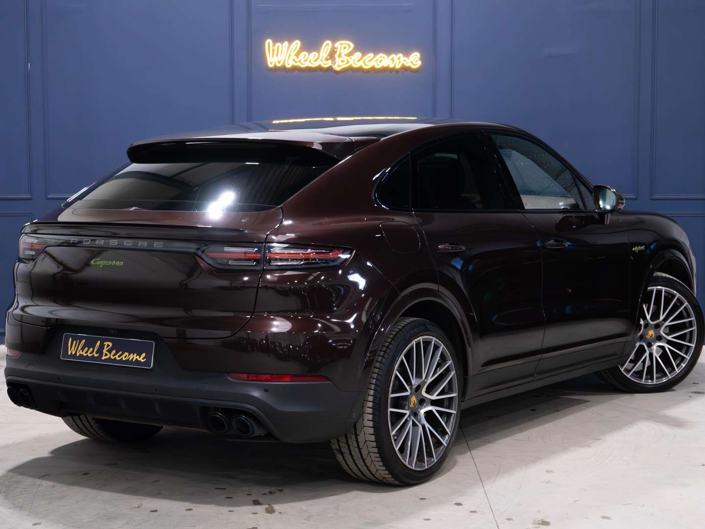 Porsche Cayenne Coupé Platinum Edition E-hybrid - 2022 - Joinsteer - #2
