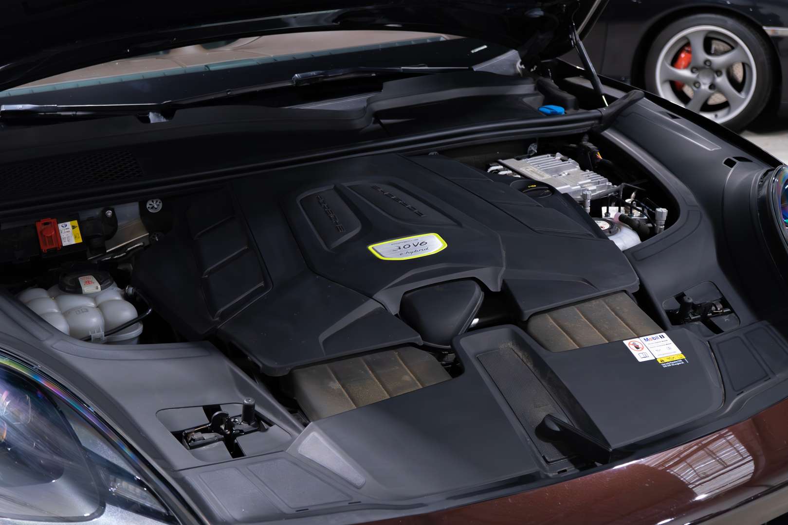 Porsche Cayenne Coupé Platinum Edition E-hybrid - 2022 - Joinsteer - #18