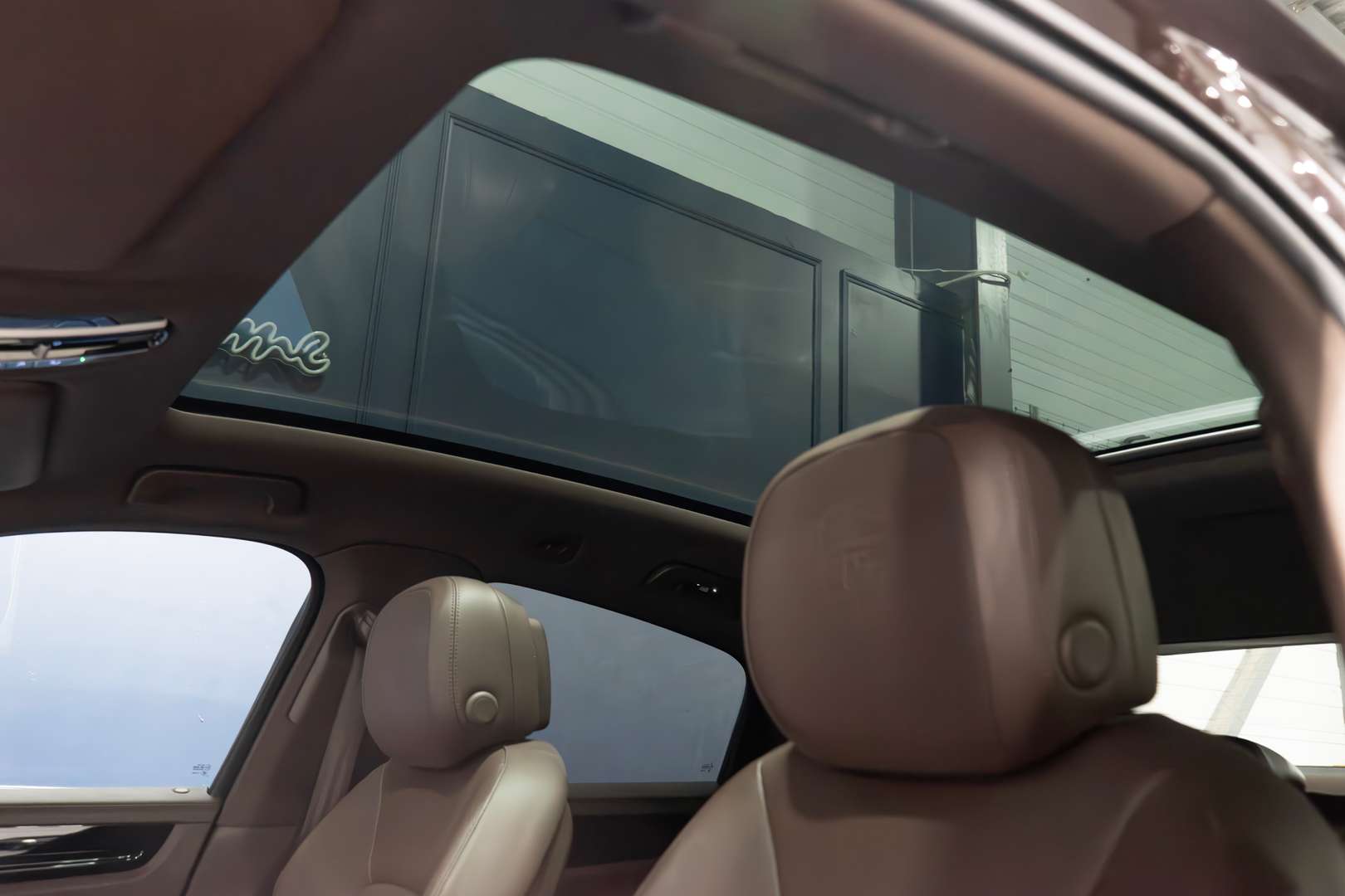 Porsche Cayenne Coupé Platinum Edition E-hybrid - 2022 - Joinsteer - #25