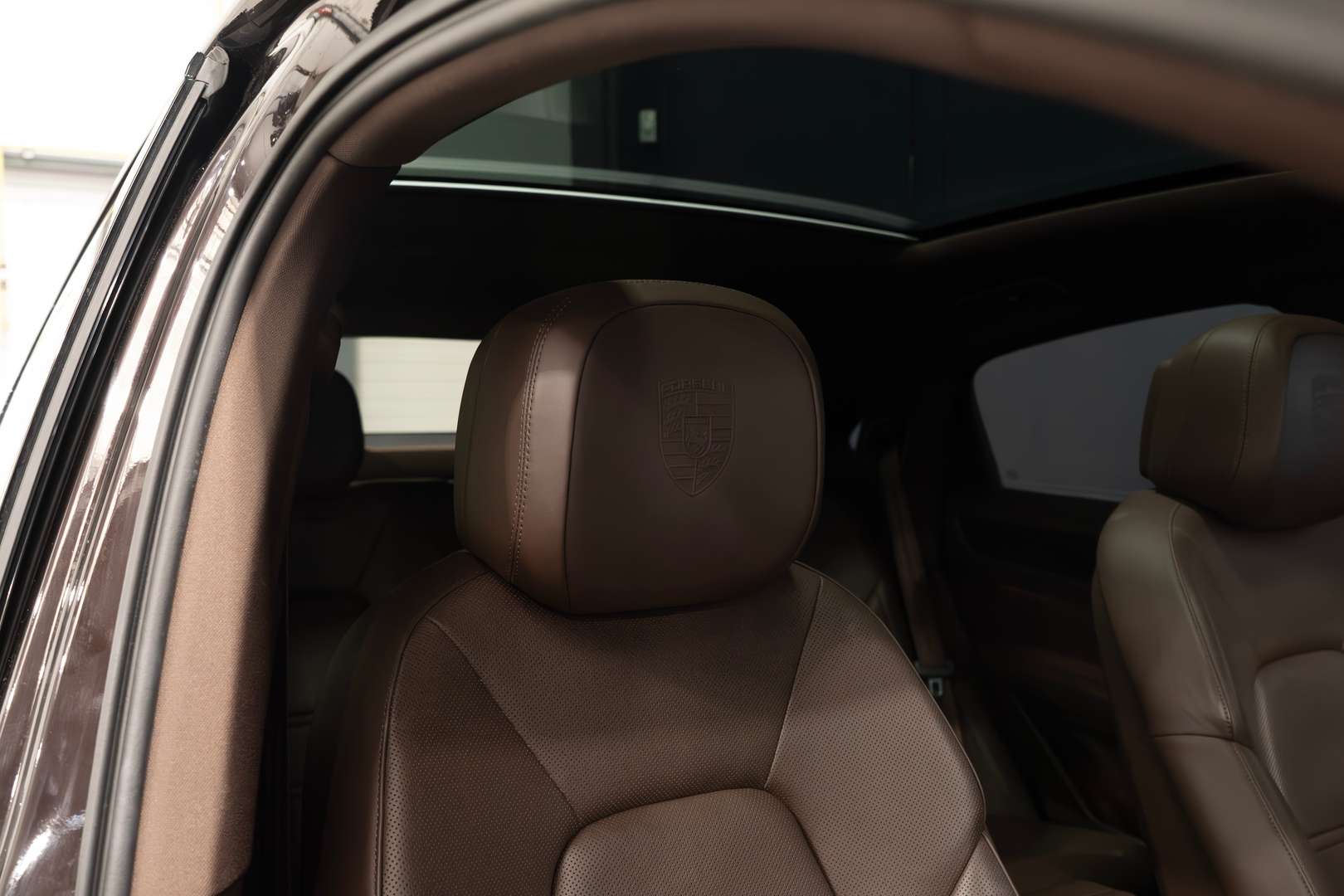 Porsche Cayenne Coupé Platinum Edition E-hybrid - 2022 - Joinsteer - #38