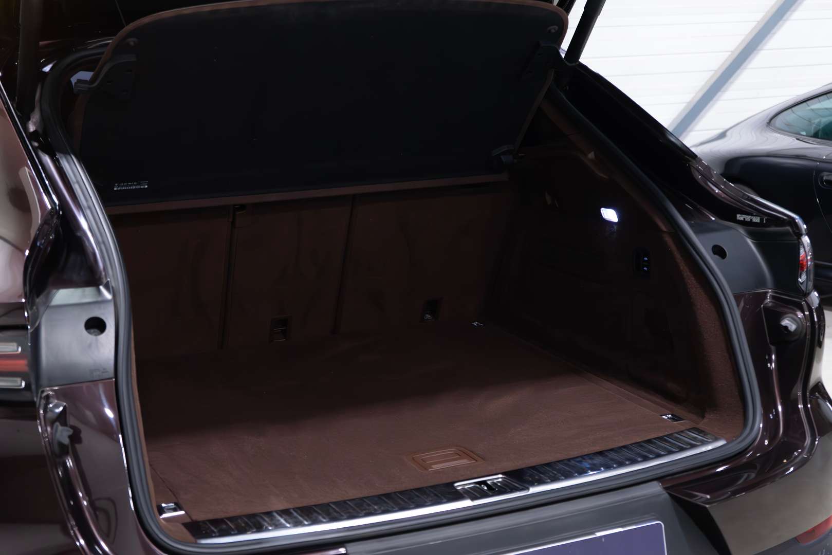 Porsche Cayenne Coupé Platinum Edition E-hybrid - 2022 - Joinsteer - #47