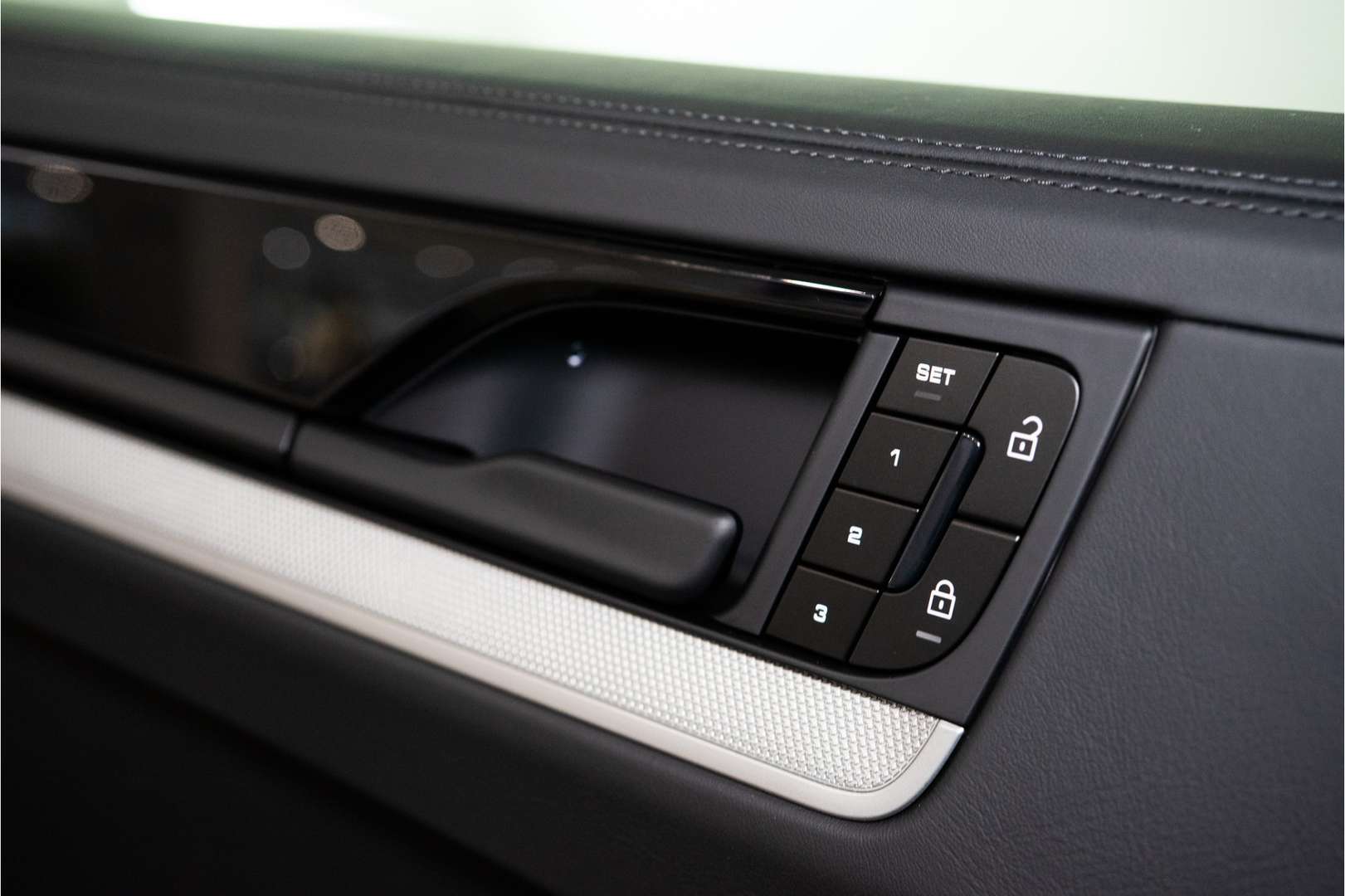 Porsche Cayenne III E-Hybrid - 2024 - Joinsteer - #31