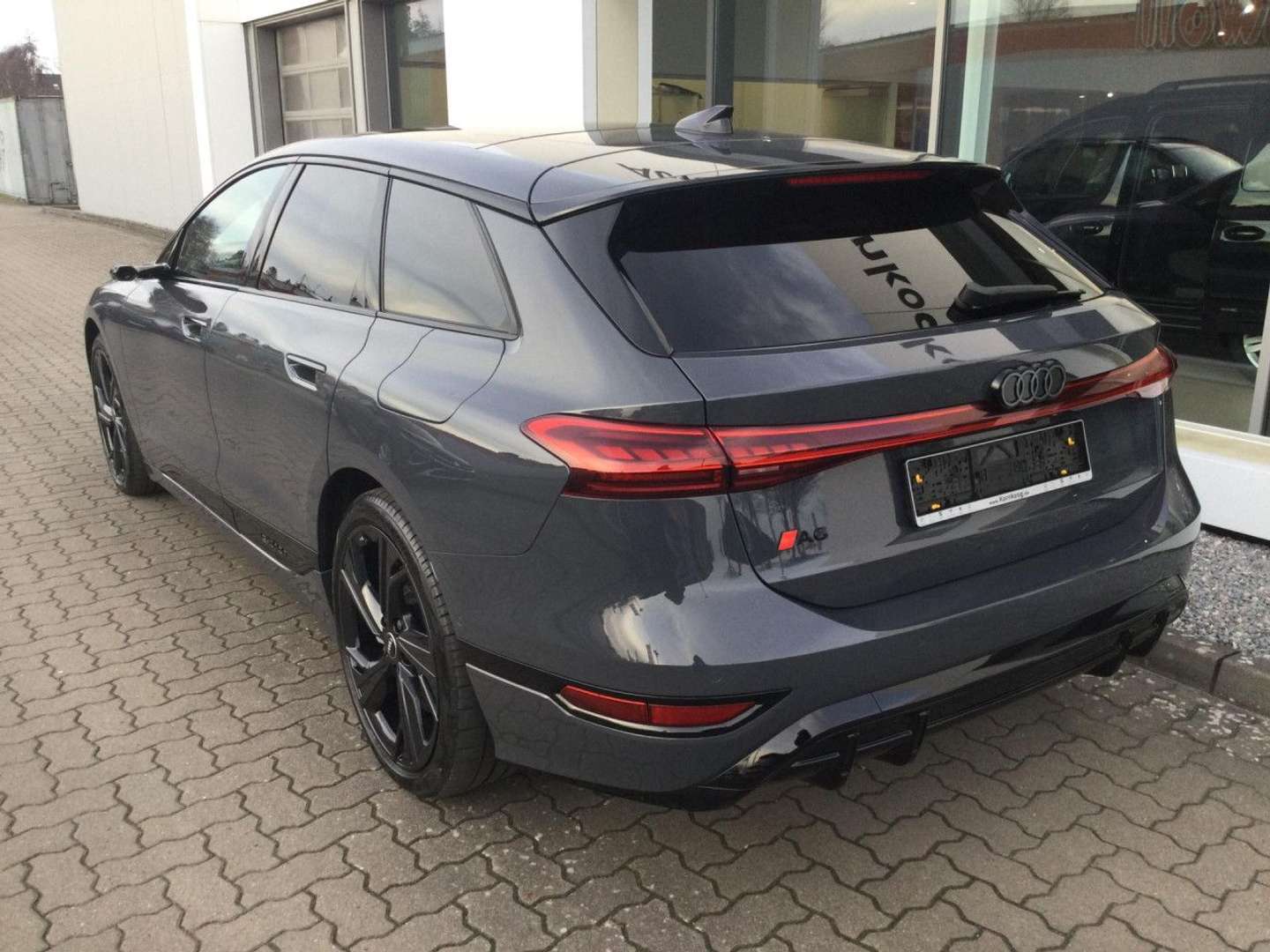 Audi A6 E-tron S Line Avant Performance - 2025 - Joinsteer - #2