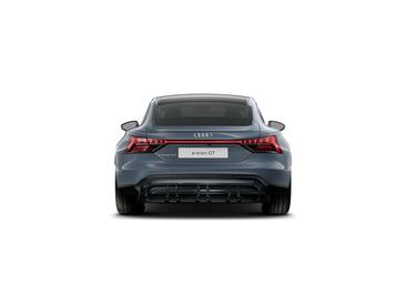 Audi E-tron GT — photo 3