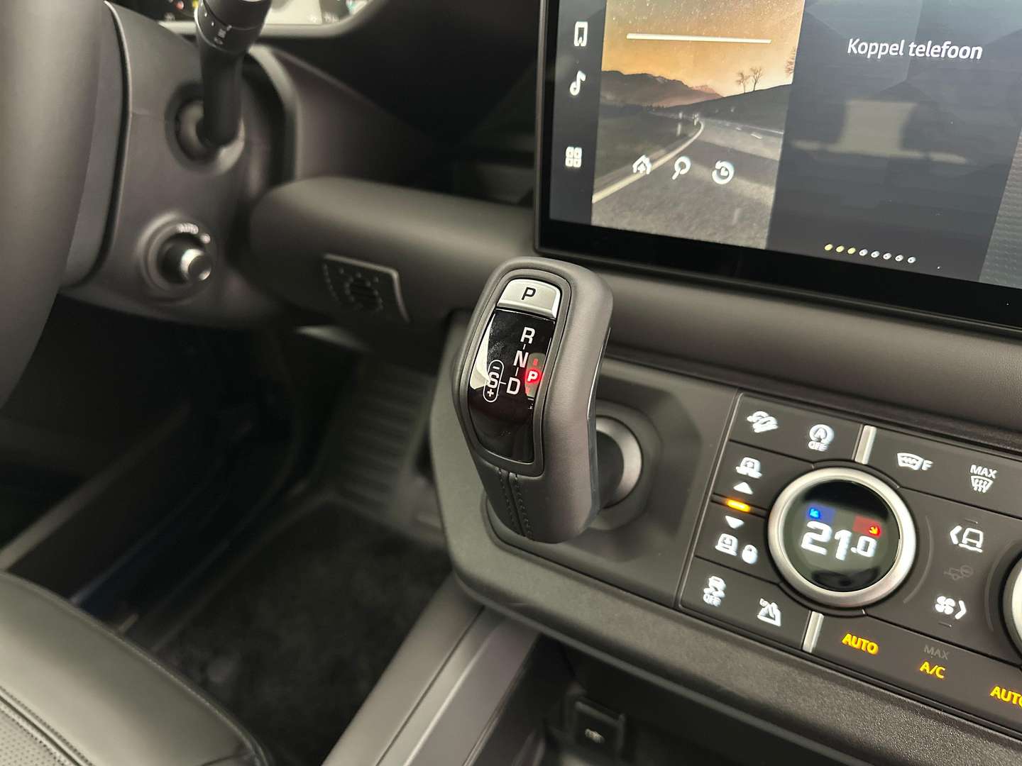 Land Rover Defender 90 D300 X-Dynamic HSE Lichte Vracht - 2025 - Joinsteer - #10