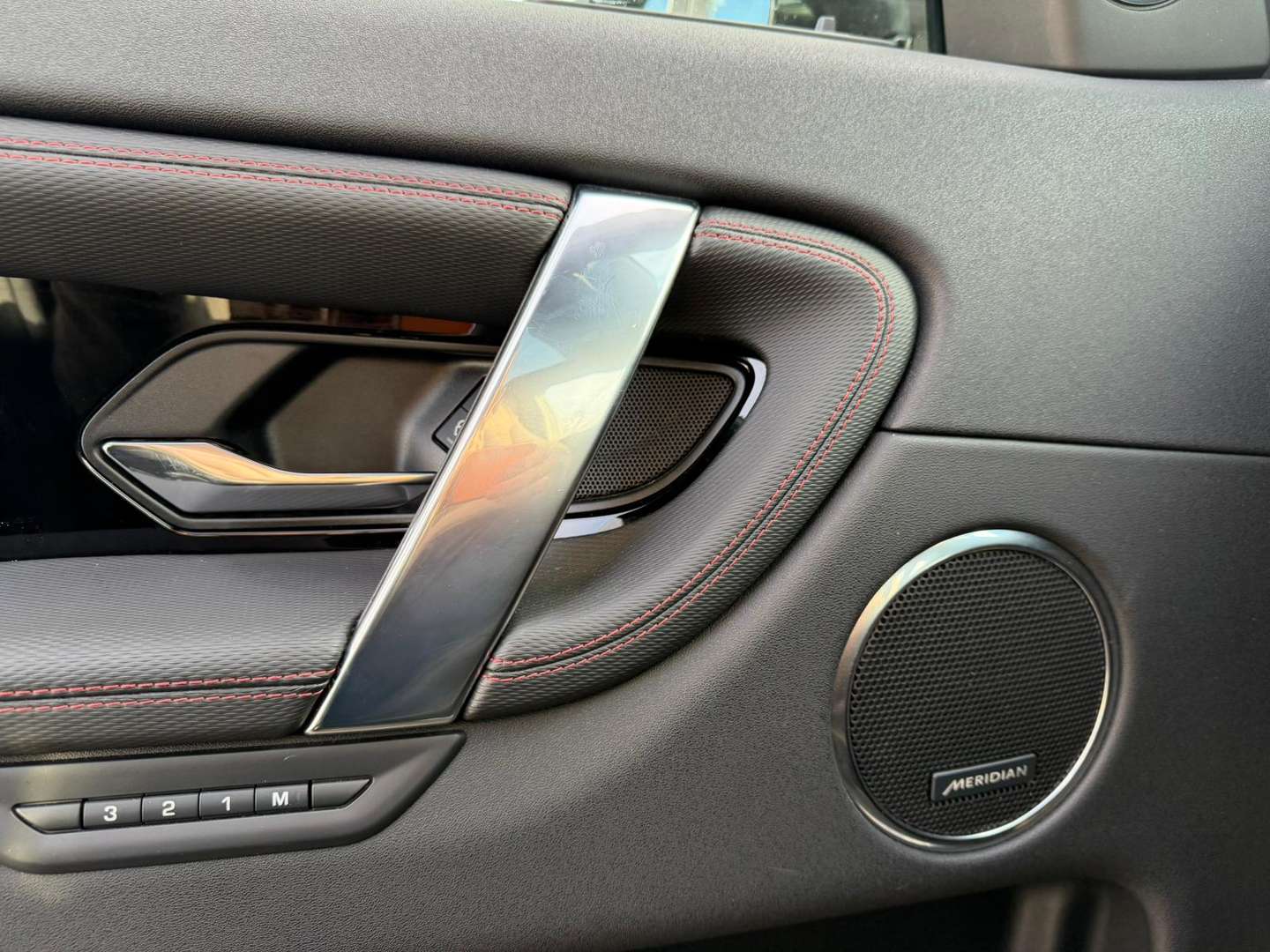 Land Rover Discovery Sport R-Dynamic SE P300e - 2022 - Joinsteer - #14