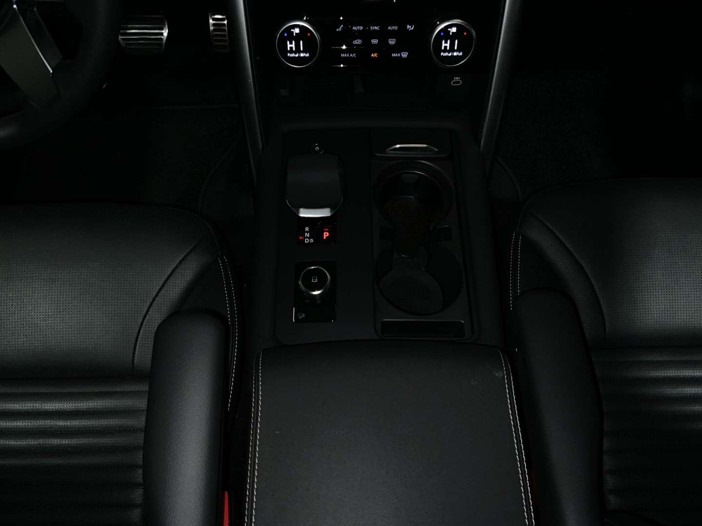 Land Rover Discovery D350 Dynamic SE | SD | Winter-Paket - 2024 - Joinsteer - #14