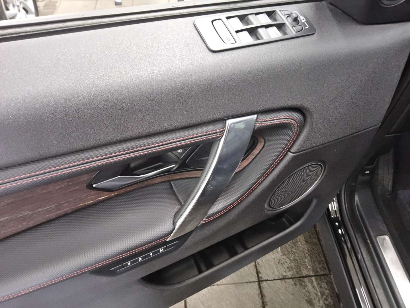 Land Rover Discovery Sport P250 R-Dynamic Panorama Ahk - 2021 - Joinsteer - #9