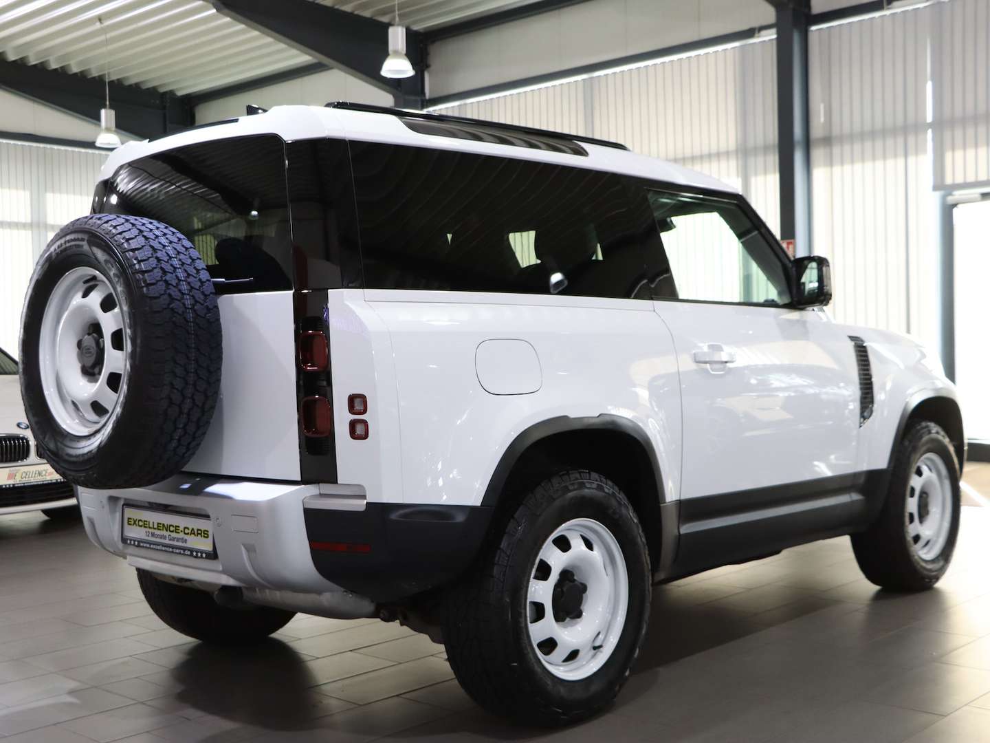 Land Rover Defender 90 D200 90S / 6-SITZER / PANORAMA-SEITEN - 2023 - Joinsteer - #14