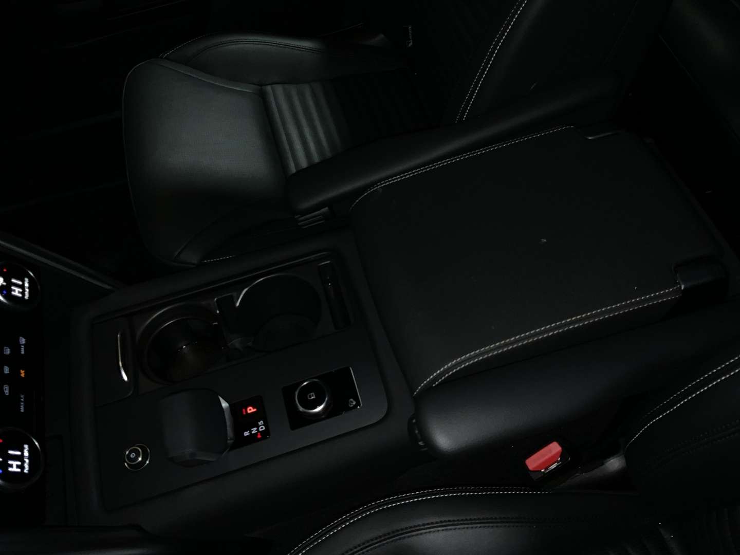 Land Rover Discovery D350 Dynamic SE | SD | Winter-Paket - 2024 - Joinsteer - #25