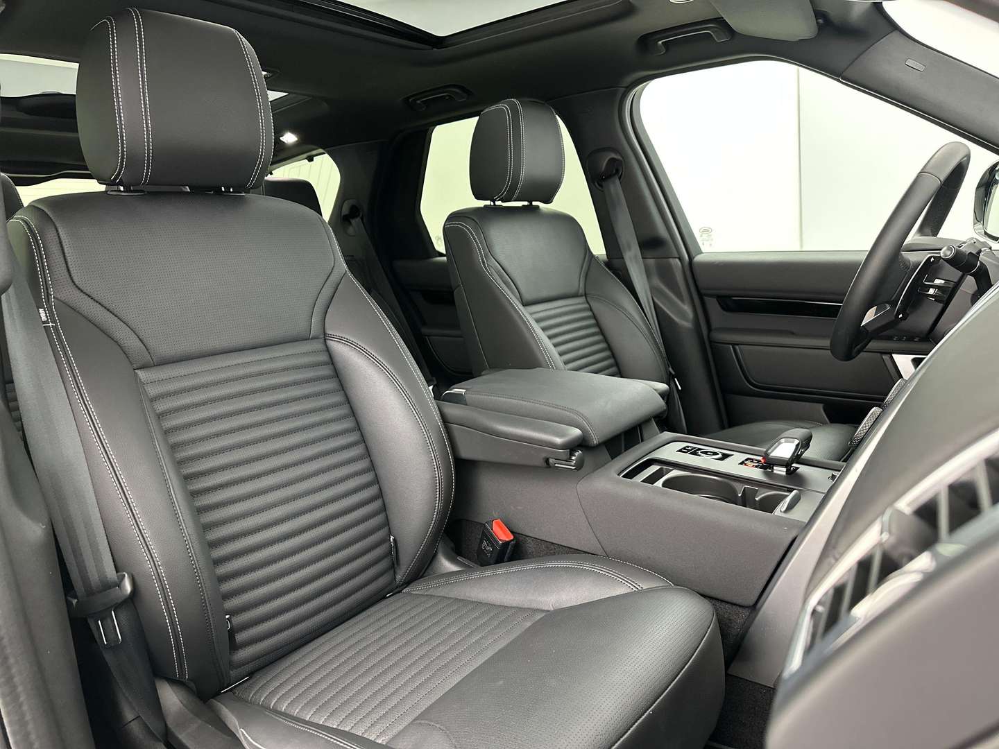 Land Rover Discovery D250 S AWD Auto 25MY 06/2026 - 2025 - Joinsteer - #12