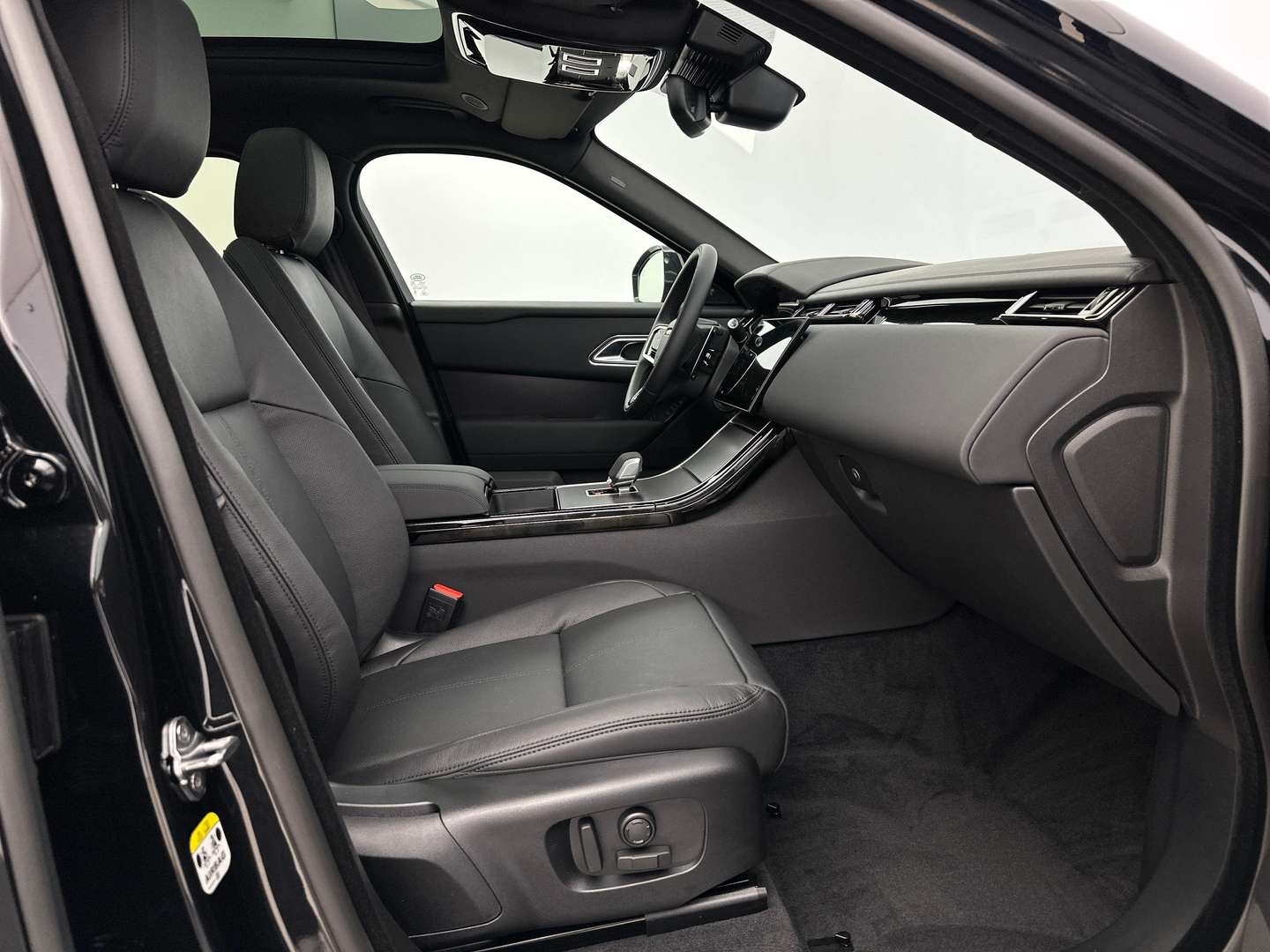 Land Rover Range Rover Velar P400e Dynamic SE AWD Auto - 2025 - Joinsteer - #3