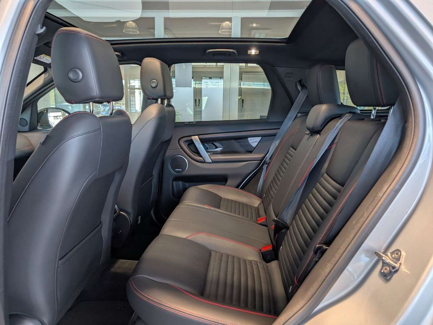 Land Rover Discovery Sport P250 R-Dynamic AWD Panorama - 2022 - Joinsteer - #9