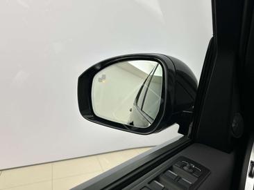 Land Rover Discovery D250 S AWD Auto 25MY 06/2026 — photo 14