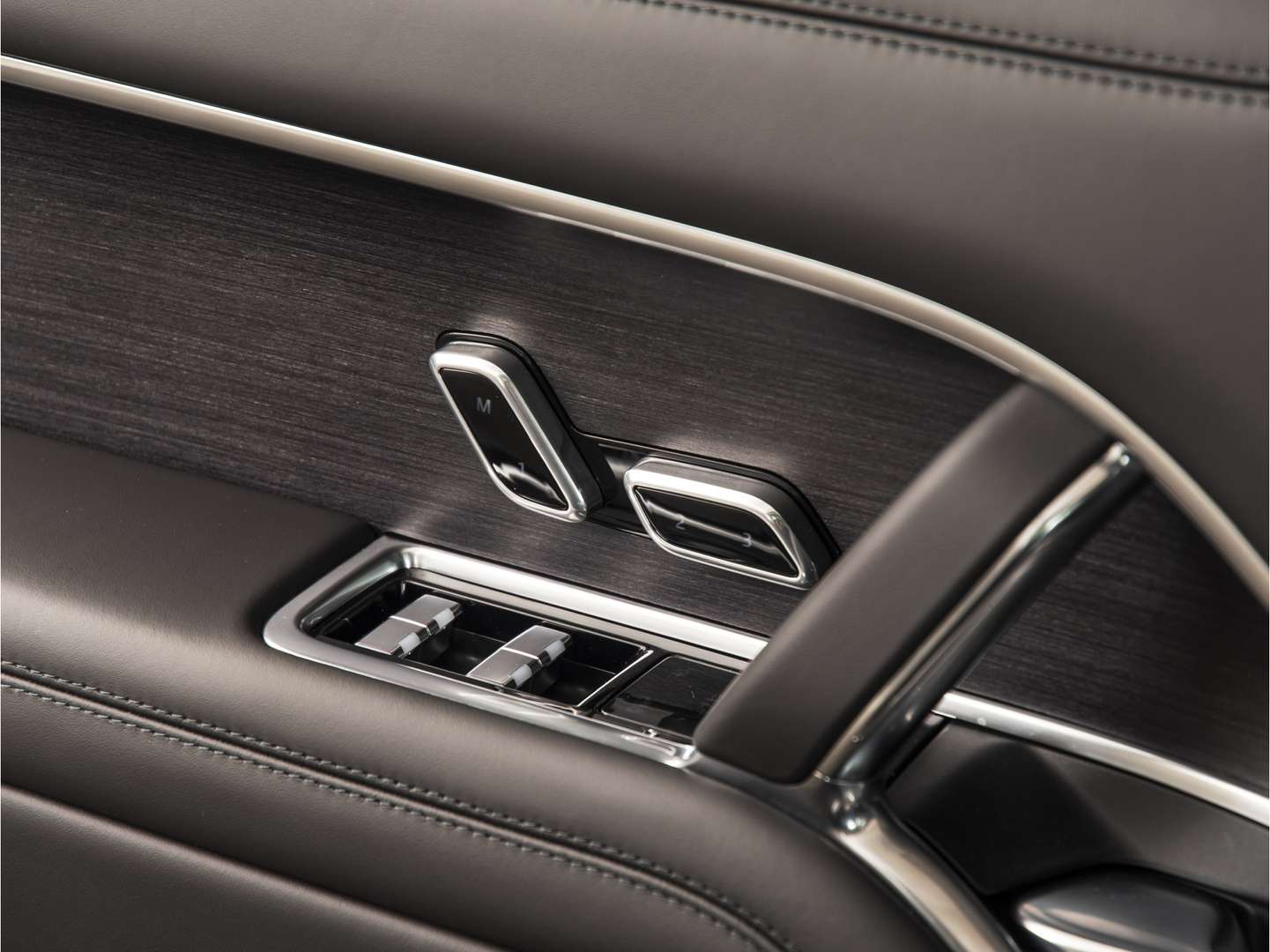 Land Rover Range Rover Autobiography 3.0 P550e - 2025 - Joinsteer - #16