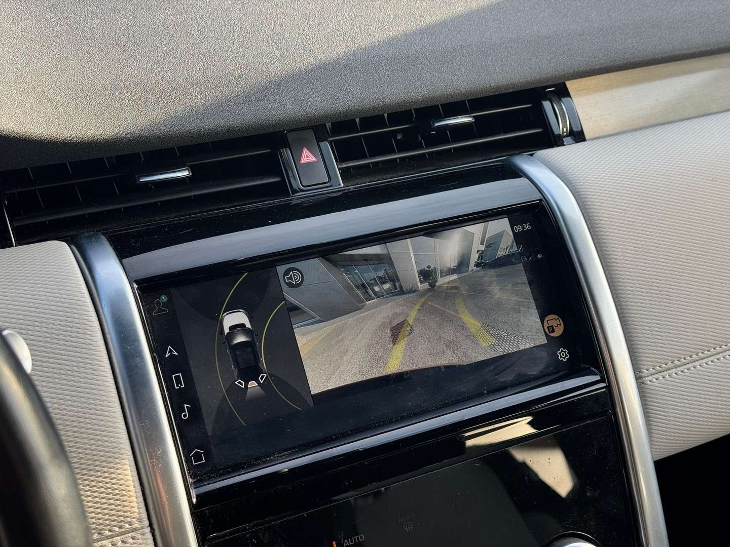 Land Rover Discovery Sport Urban Edition 2.0 D165 - 2023 - Joinsteer - #8