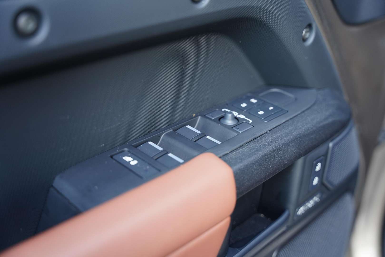 Land Rover Defender 110 P 635 Octa 4.4 Edition One - 2025 - Joinsteer - #23