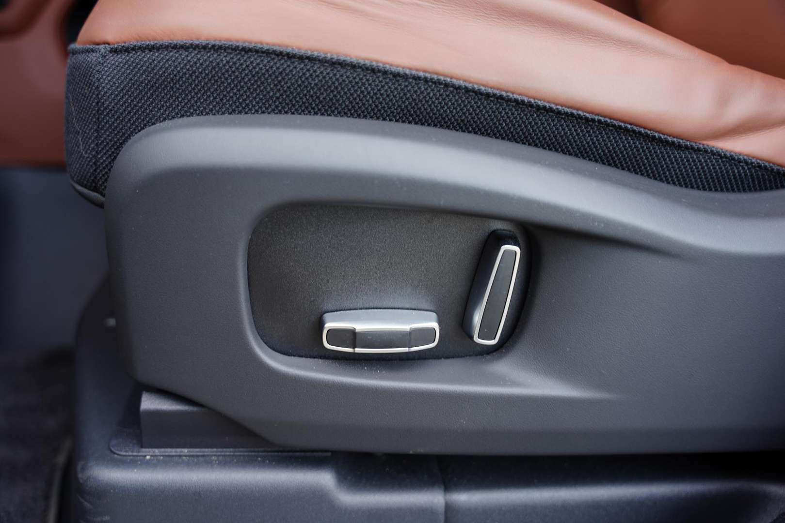 Land Rover Defender 110 P 635 Octa 4.4 Edition One - 2025 - Joinsteer - #25