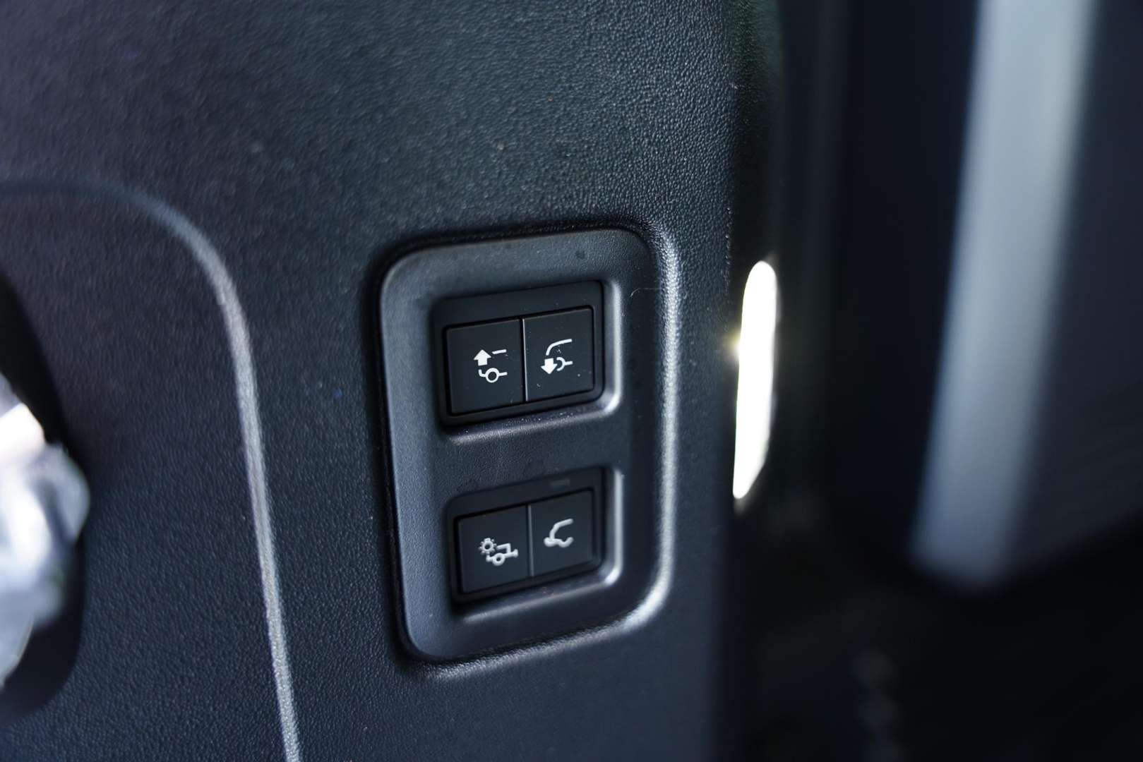 Land Rover Defender 110 P 635 Octa 4.4 Edition One - 2025 - Joinsteer - #28