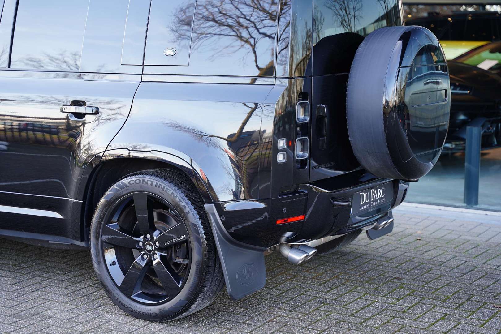 Land Rover Defender 110 Black Edition / Panoramadak / Meridia P 525 V8 - 2022 - Joinsteer - #28