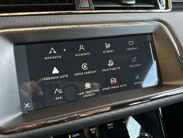 Land Rover Range Rover Evoque 1.5 P300e AWD R-Dynamic S — photo 19
