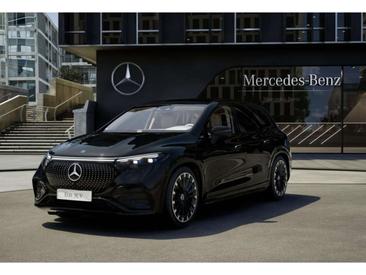 Mercedes EQS — photo 11