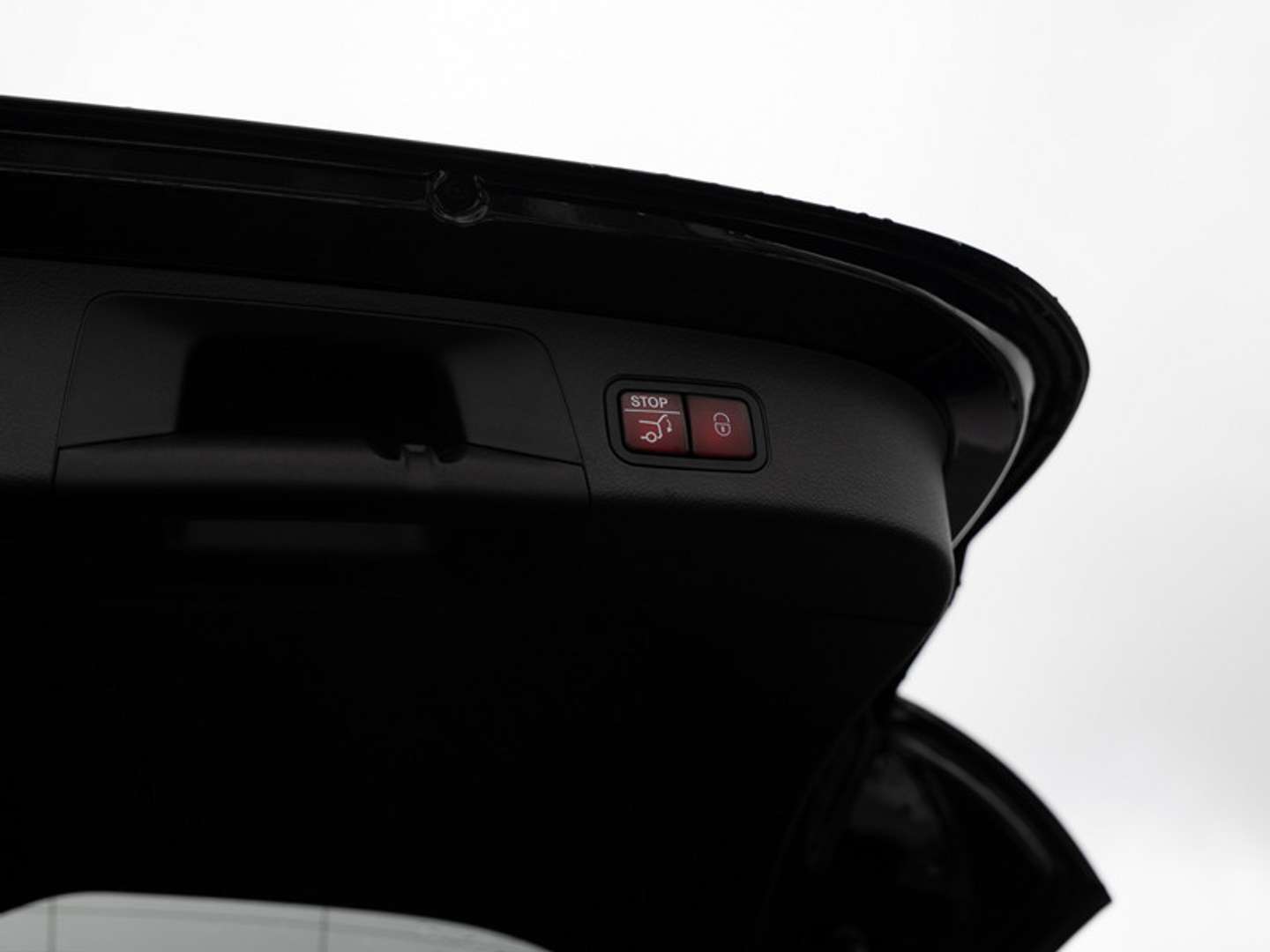 Mercedes GLA 220 Night Edition - 2025 - Joinsteer - #6