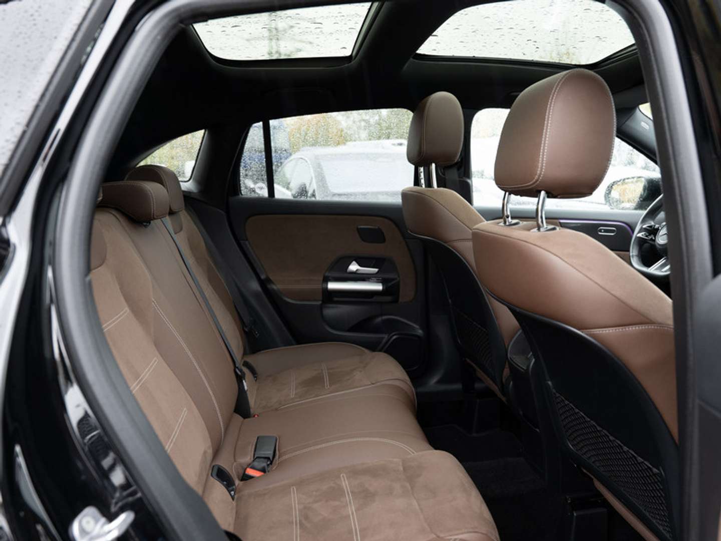 Mercedes GLA 220 Night Edition - 2025 - Joinsteer - #3