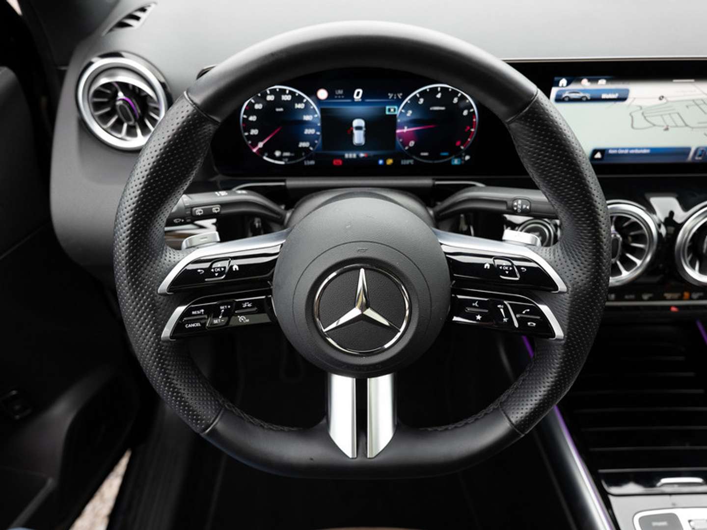 Mercedes GLA 220 Night Edition - 2025 - Joinsteer - #6