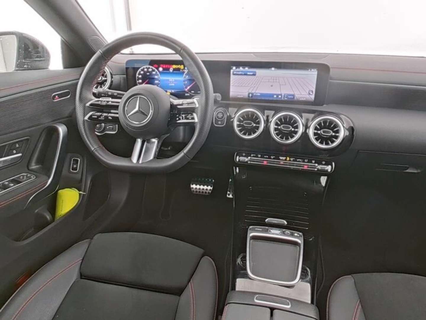 Mercedes CLA Shooting Break 200 Premium - 2024 - Joinsteer - #5