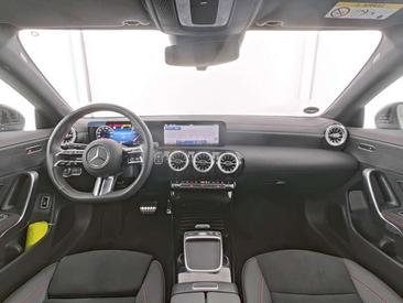 Mercedes CLA Shooting Break 200 Premium — photo 6