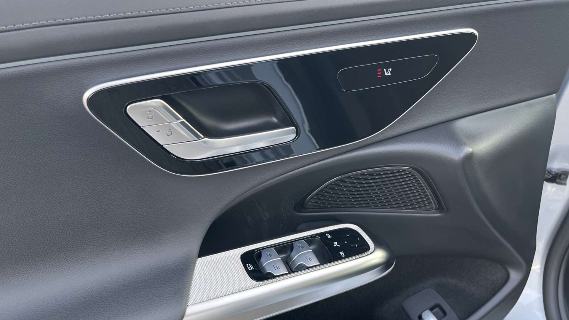 Mercedes Classe E Break 200 AMG Line - 2025 - Joinsteer - #15