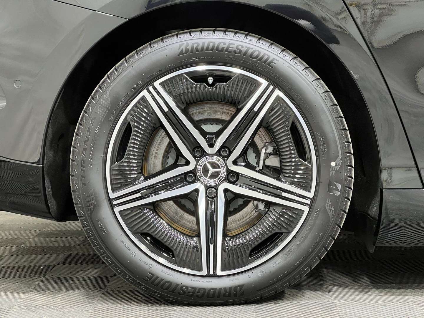 Mercedes EQE 350 Night Edition - 2024 - Joinsteer - #19