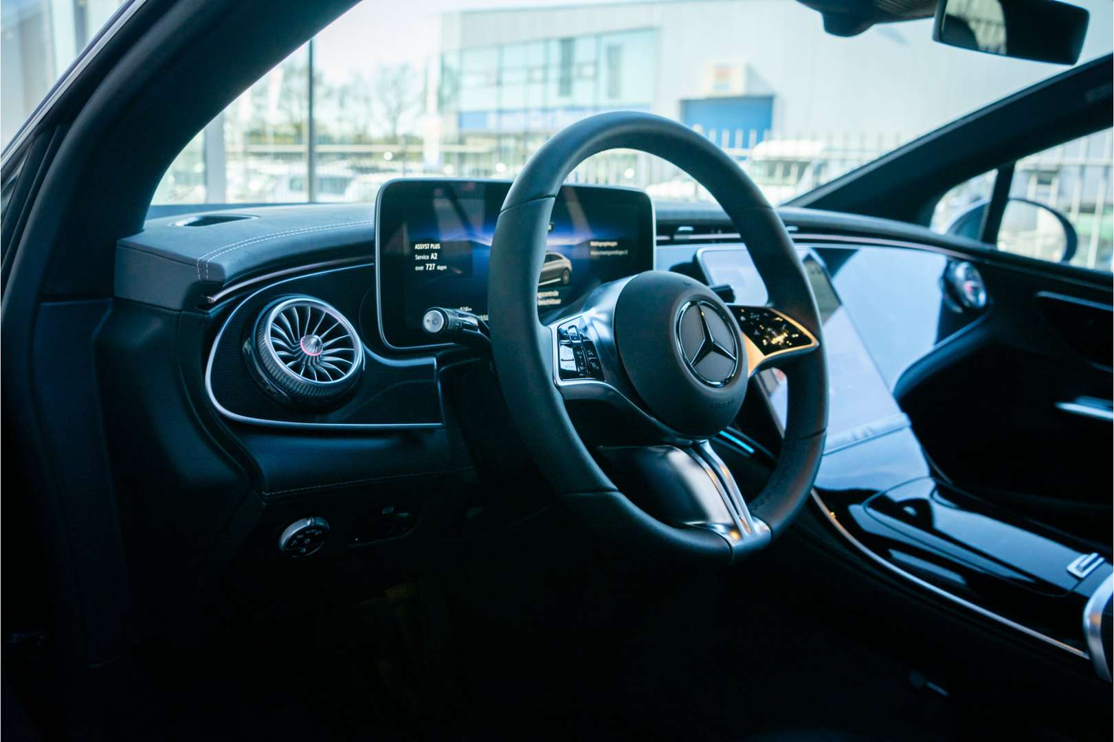 Mercedes EQE 300 Business - 2025 - Joinsteer - #17