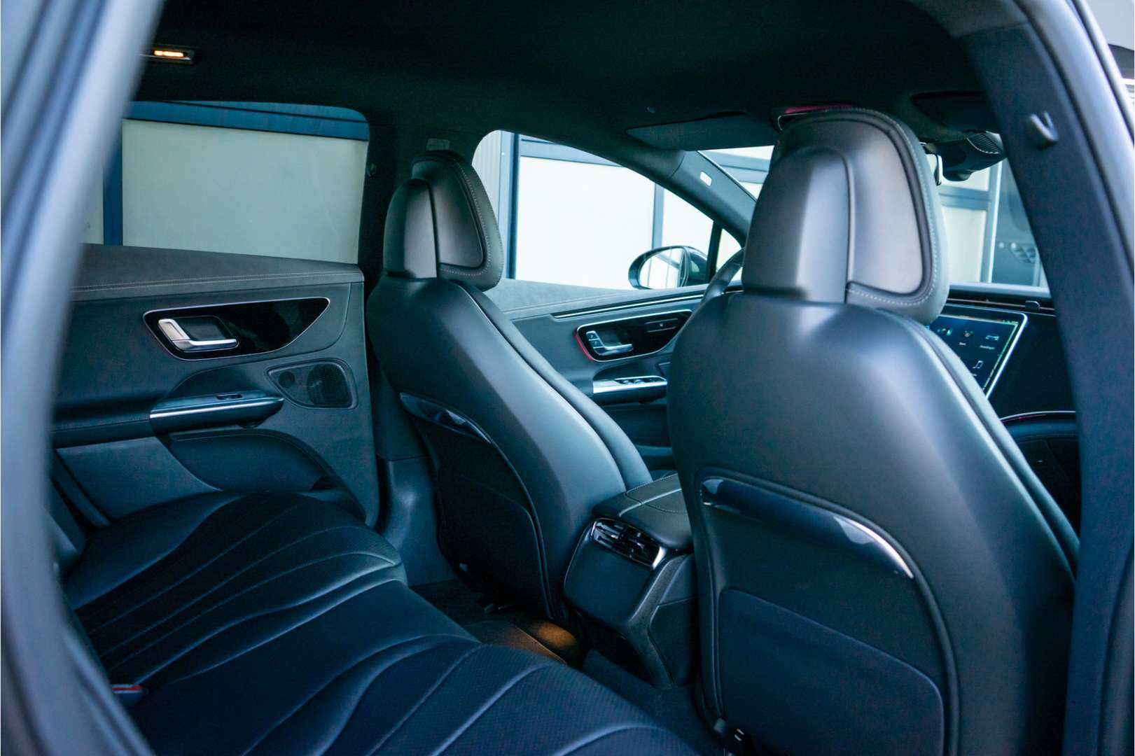 Mercedes EQE 300 Business - 2025 - Joinsteer - #20