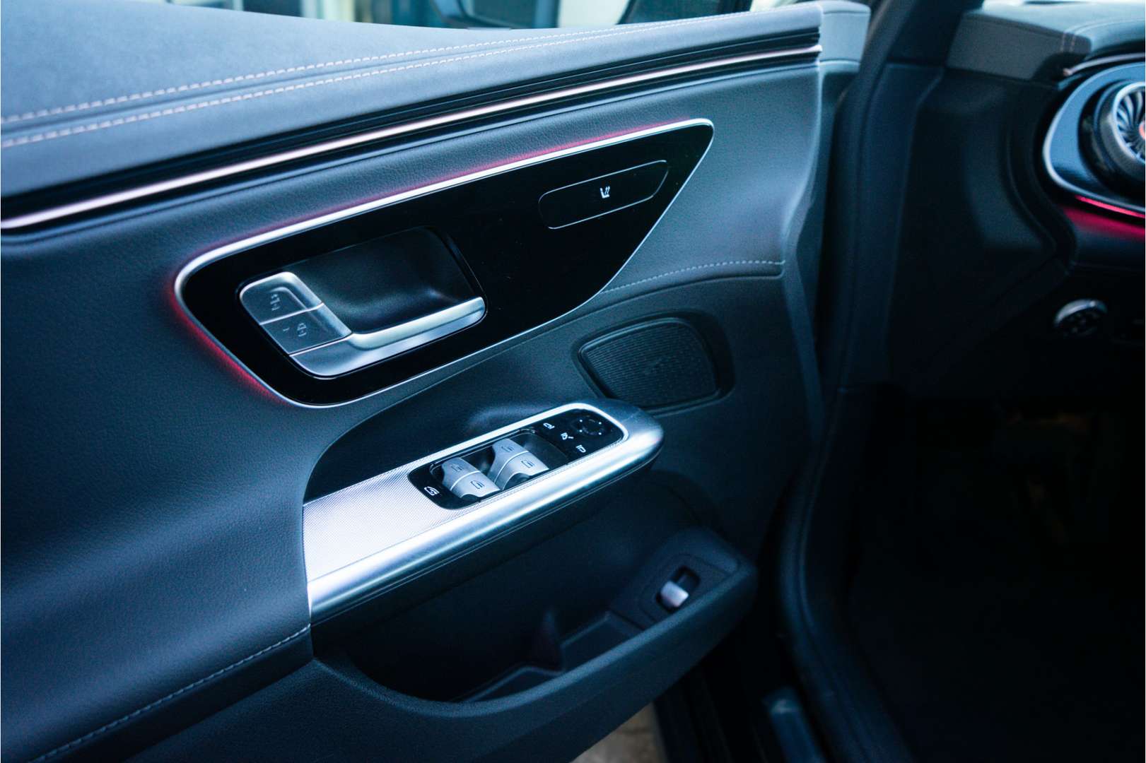 Mercedes EQE 300 Business - 2025 - Joinsteer - #21