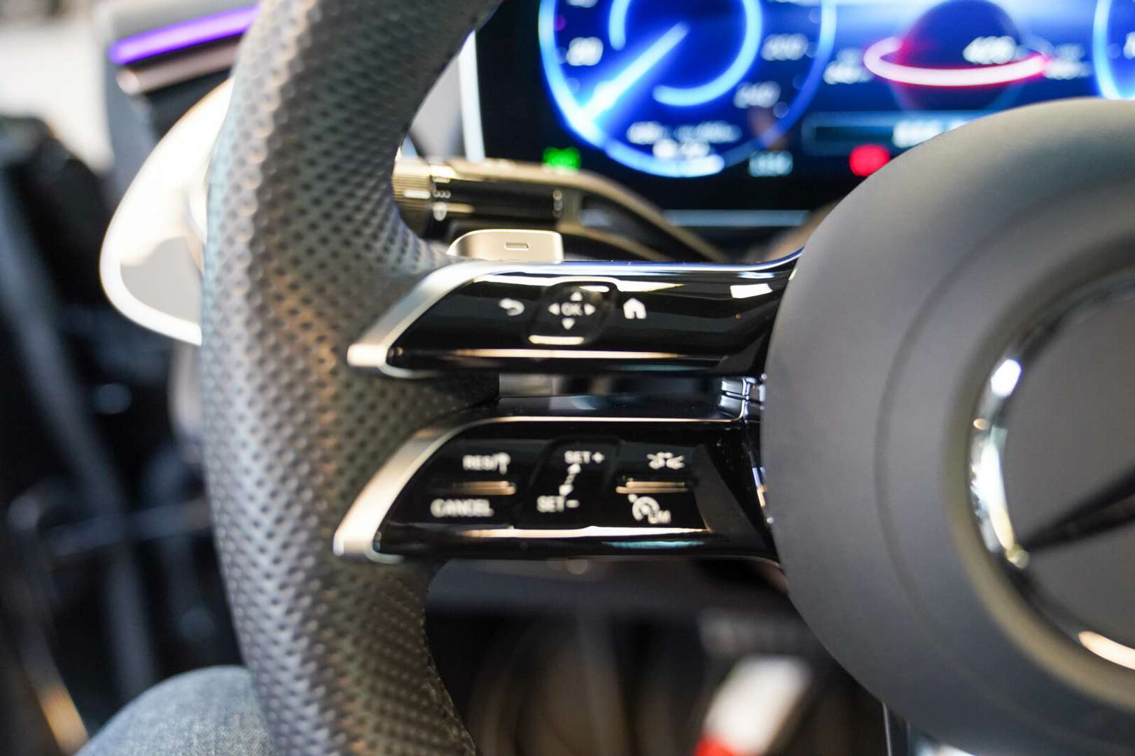 Mercedes EQE 300 AMG Line - 2025 - Joinsteer - #19