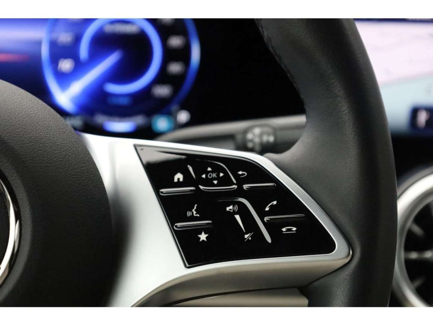 Mercedes EQB 350 PROGRESSIVE - 2024 - Joinsteer - #25