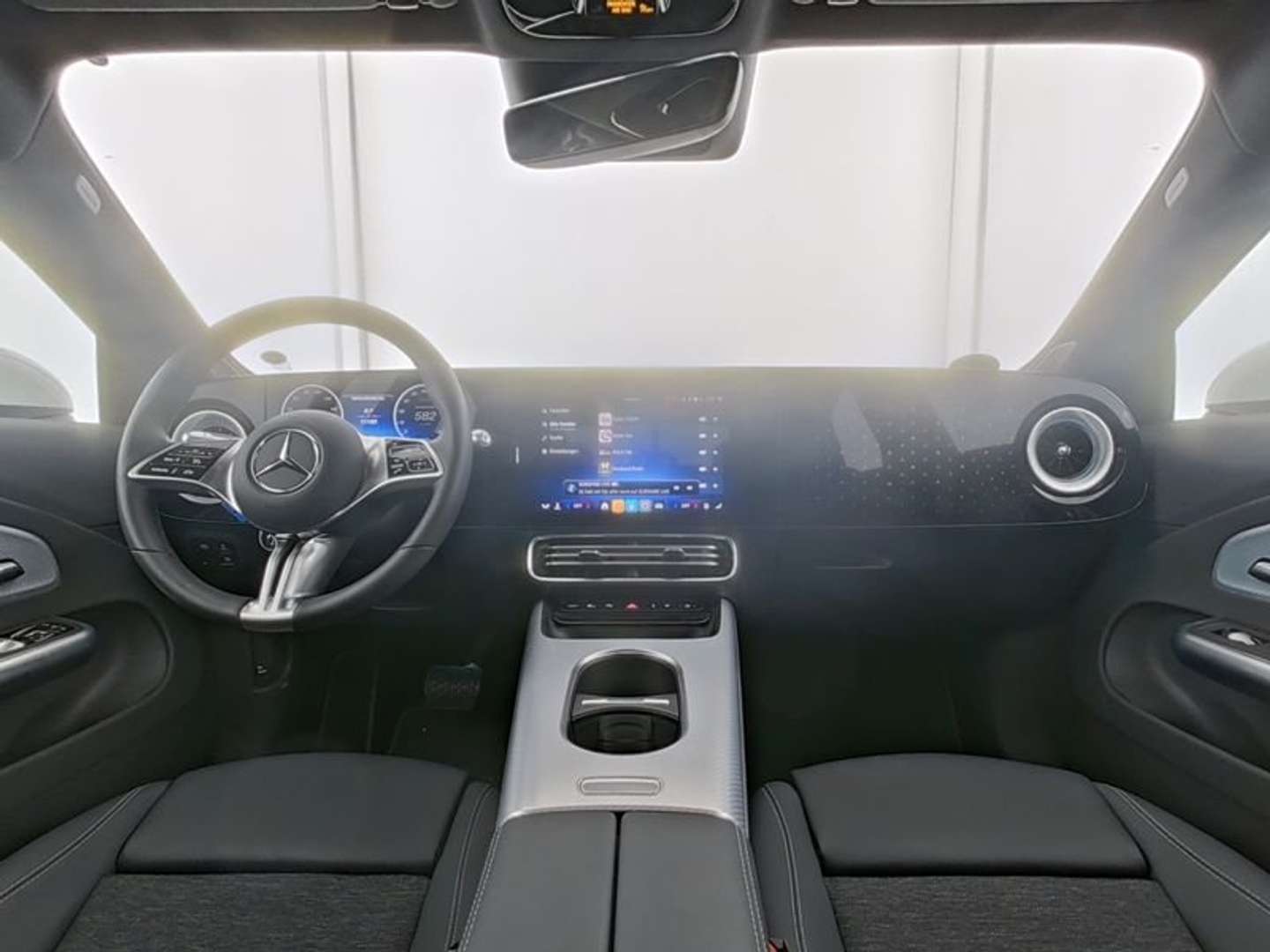 Mercedes CLA 350 Premium - 2025 - Joinsteer - #5