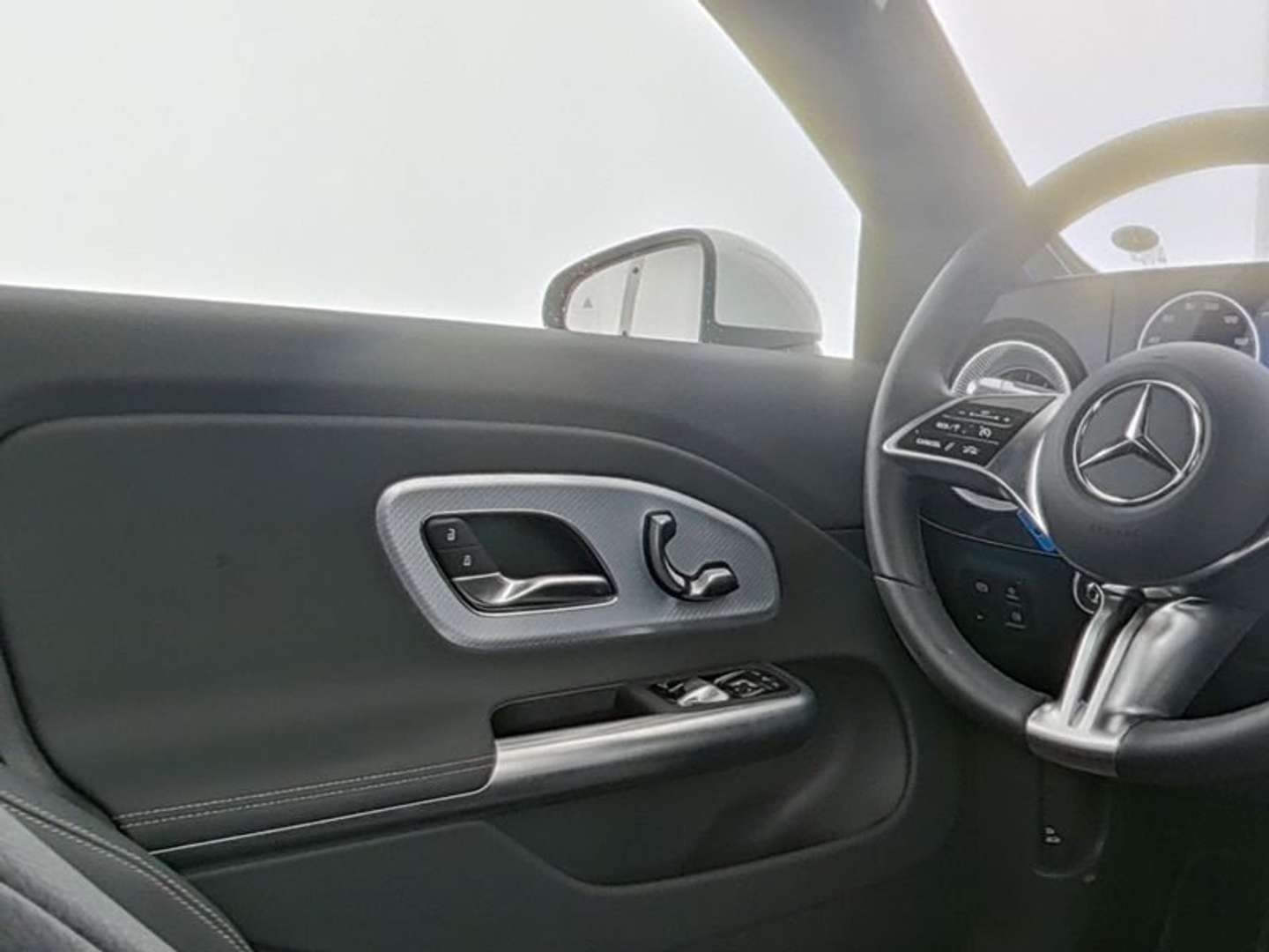 Mercedes CLA 350 Premium - 2025 - Joinsteer - #7