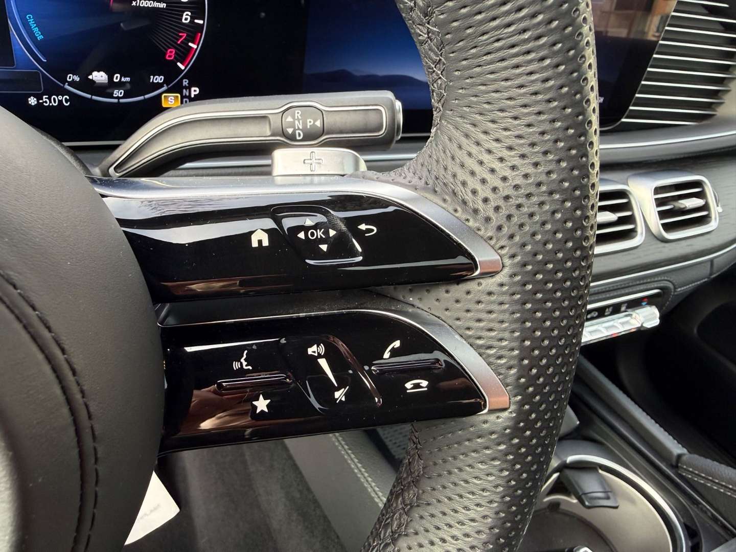 Mercedes GLE 400 Night Edition - 2023 - Joinsteer - #21