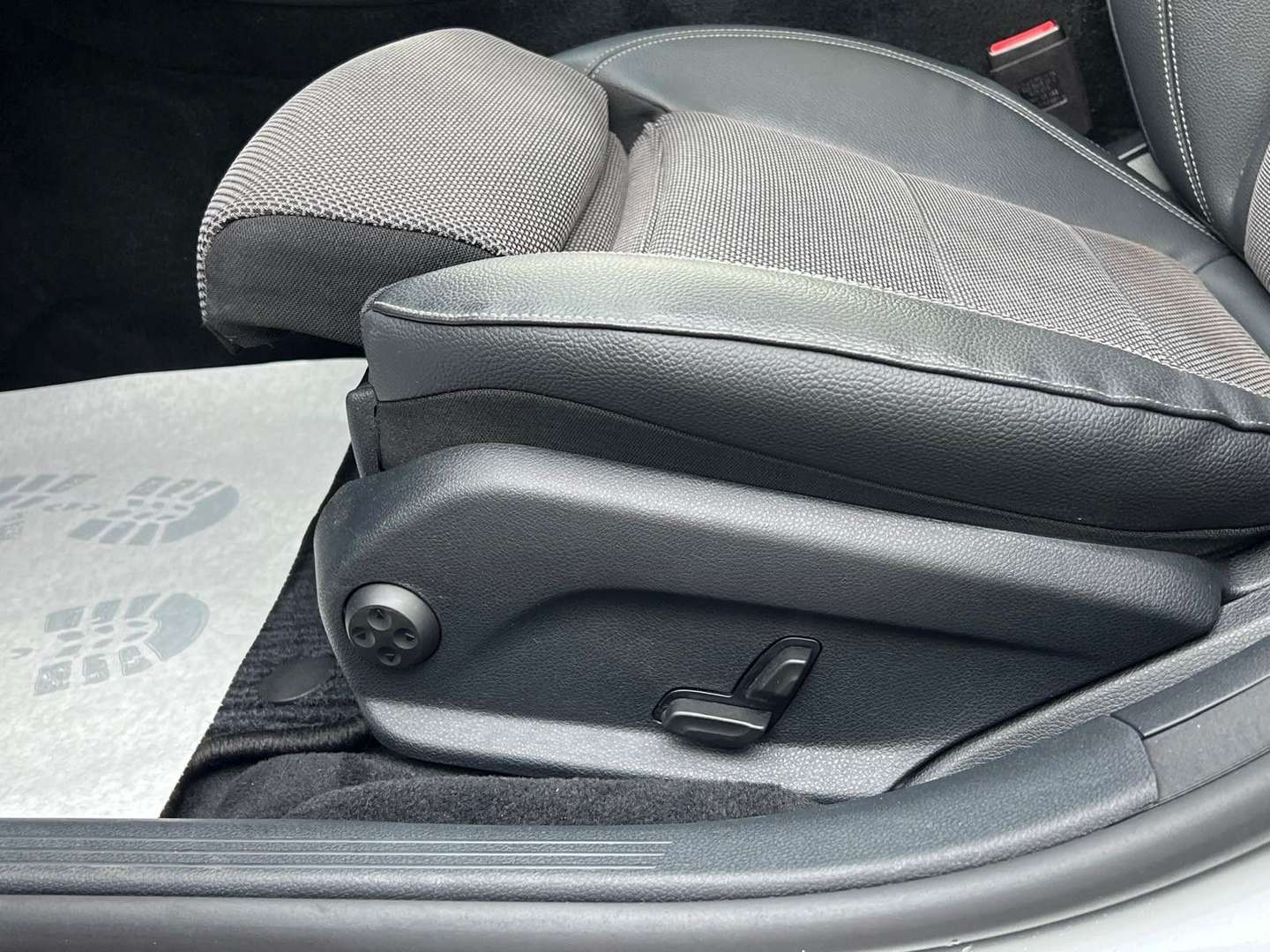 Mercedes Classe E 300 - 2020 - Joinsteer - #17