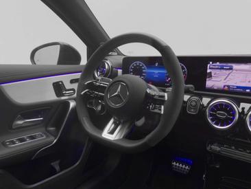 Mercedes Classe A45 AMG 45 Premium Plus — photo 19