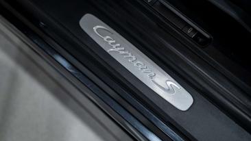 Porsche 718 Cayman S — photo 22