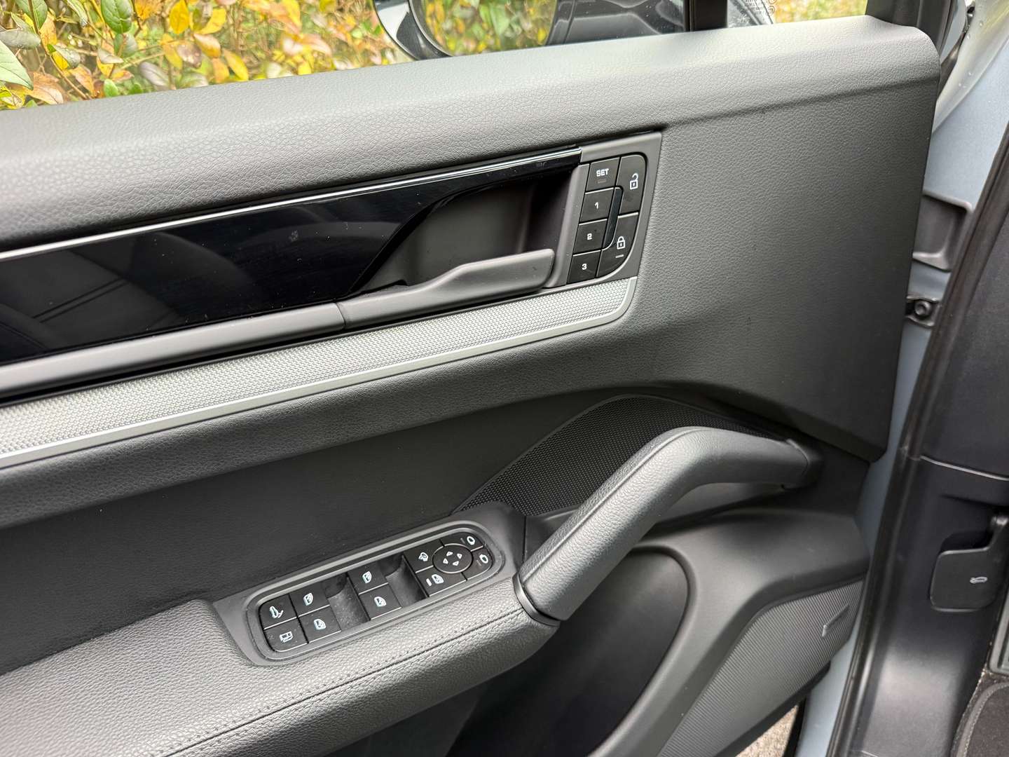 Porsche Cayenne Coupé E-Hybrid - 2024 - Joinsteer - #13