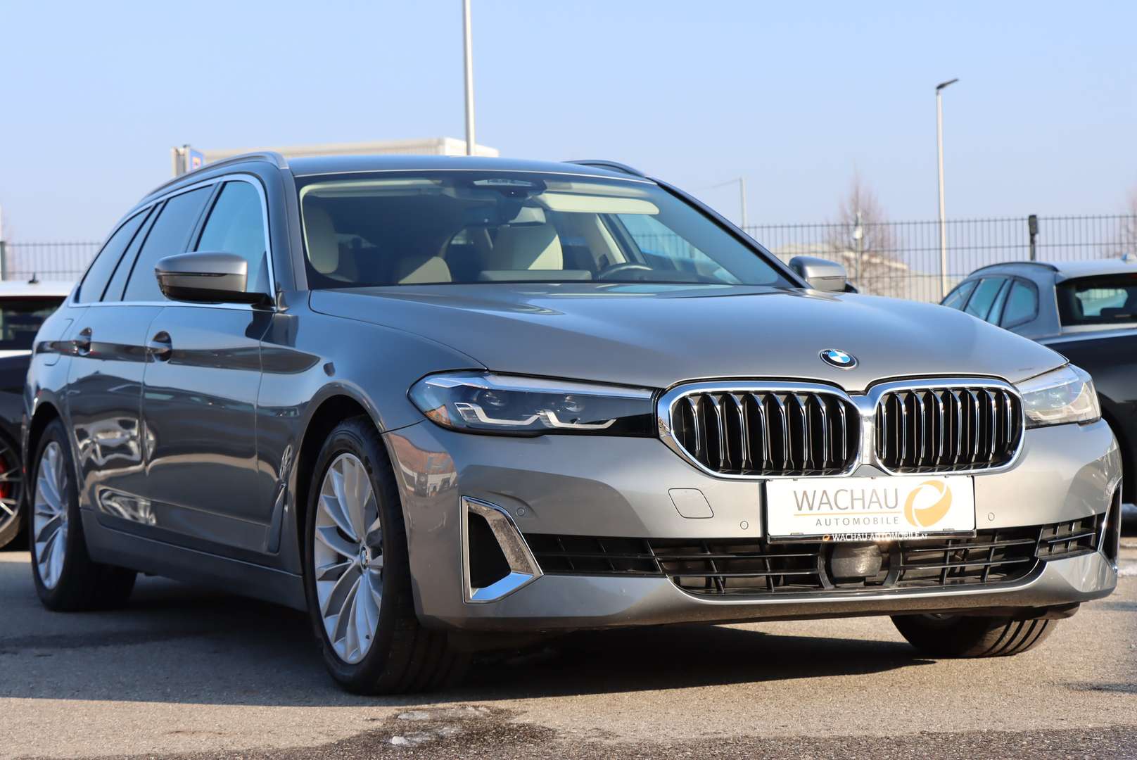 BMW Série 5 Touring Luxury 518d - 2022 - Joinsteer - #2