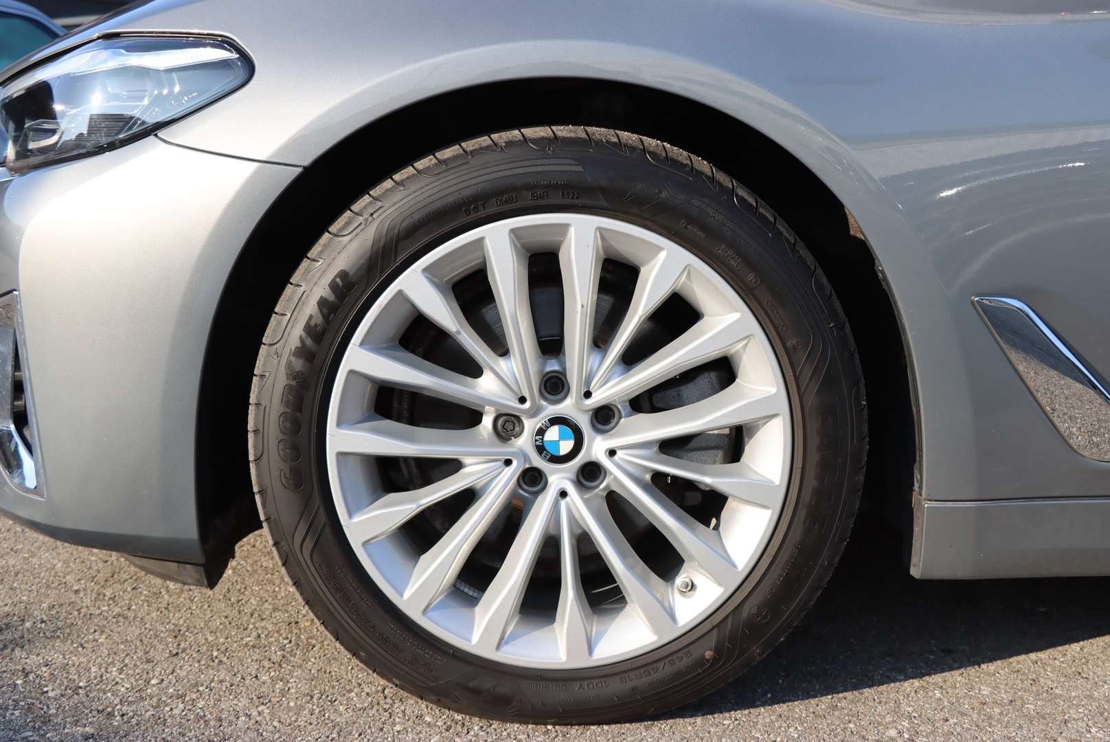 BMW Série 5 Touring Luxury 518d - 2022 - Joinsteer - #4