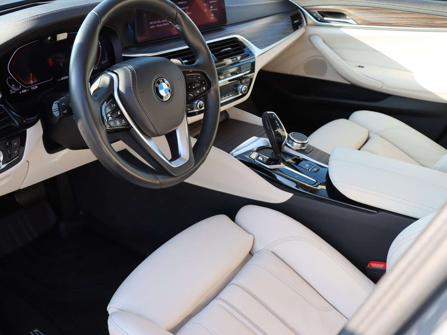 BMW Série 5 Touring Luxury 518d - 2022 - Joinsteer - #9
