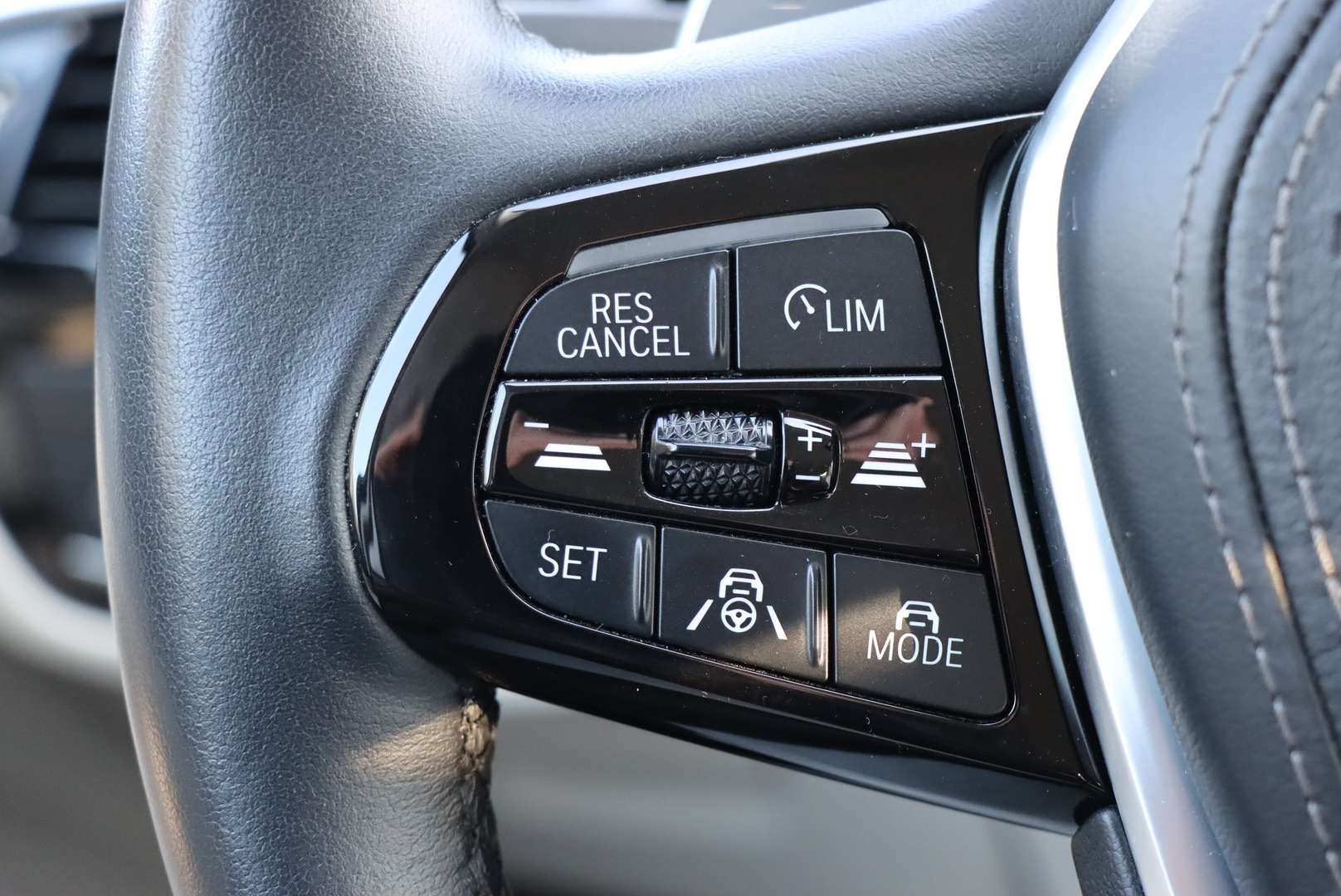 BMW Série 5 Touring Luxury 518d - 2022 - Joinsteer - #27