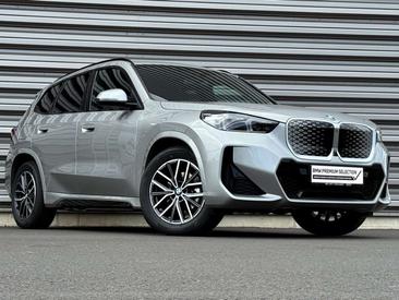 BMW IX1 EDrive20 — photo 3